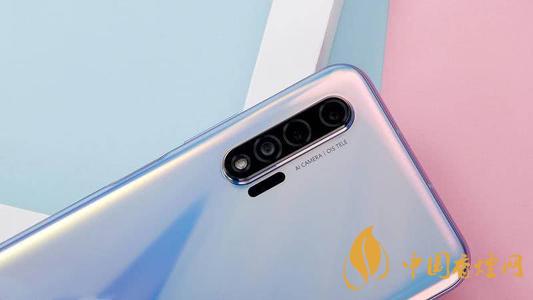 華為手機銷量或跌八成！華為手機是否會降價?