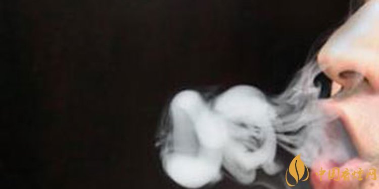 抽煙怎么吐煙圈，吐煙圈是種藝術(shù)